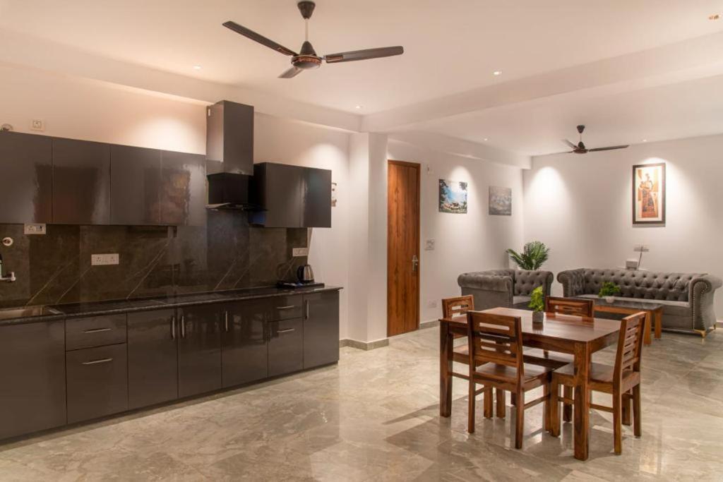 Apartament Mountain Height Kasauli Zewnętrze zdjęcie