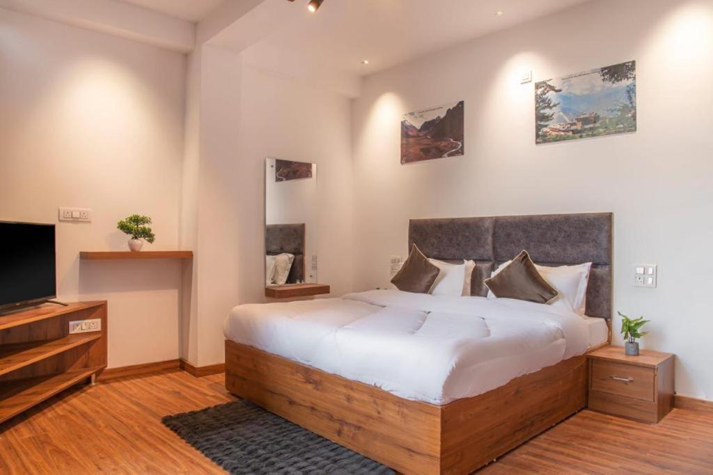 Apartament Mountain Height Kasauli Zewnętrze zdjęcie